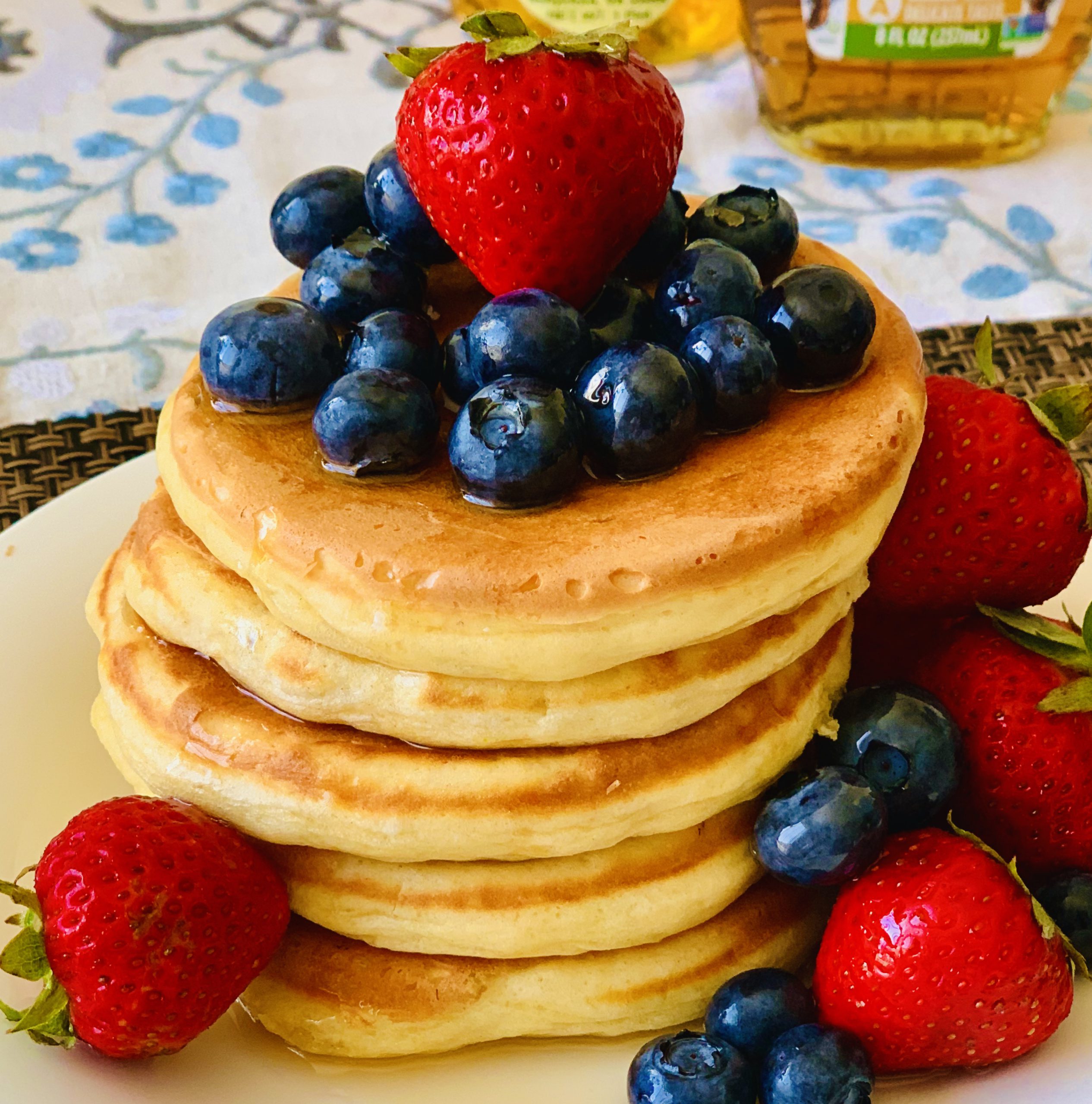 Fluffy Lemon-Ricotta Pancakes